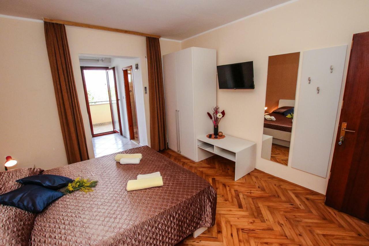 Apartments Ritosa بوريتش المظهر الخارجي الصورة