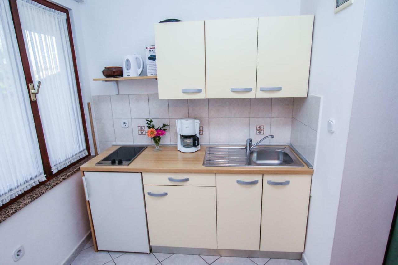 Apartments Ritosa بوريتش المظهر الخارجي الصورة